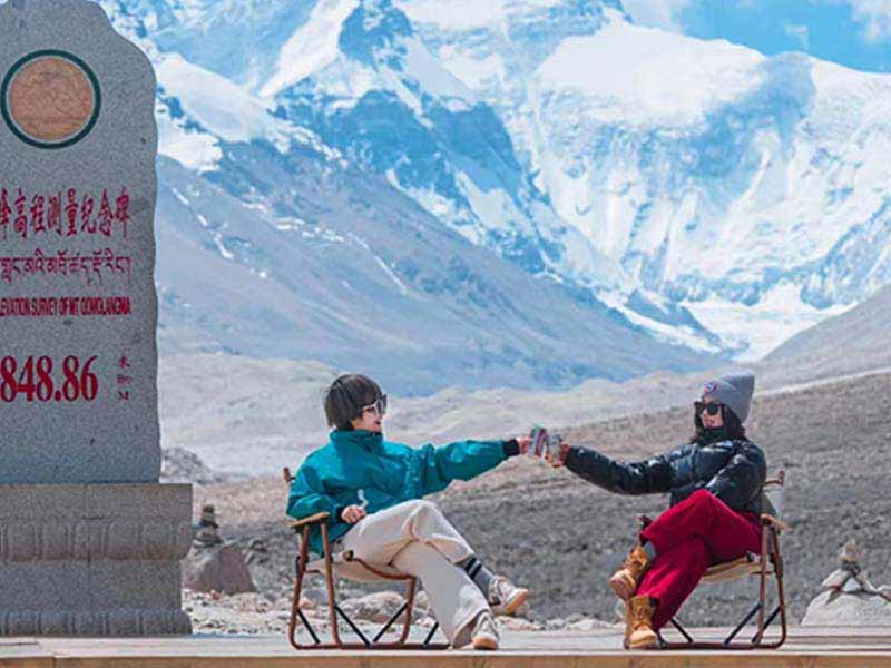 西藏拉萨+珠峰大本营+卡若拉冰川+日喀则4日3晚拼小团
