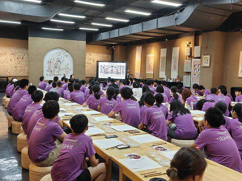 高校敦煌壁画研学，定制课程与专家讲解